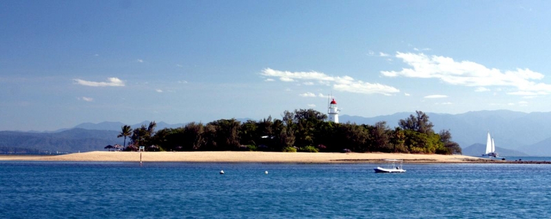 The Low Isles off the coast of Port Douglas where the Air Ambulance met with Steve Irwin's research vessel "Croc One" after he was fatally attacked by a Australian Bull Stingray at Batt Reef in 2006.
