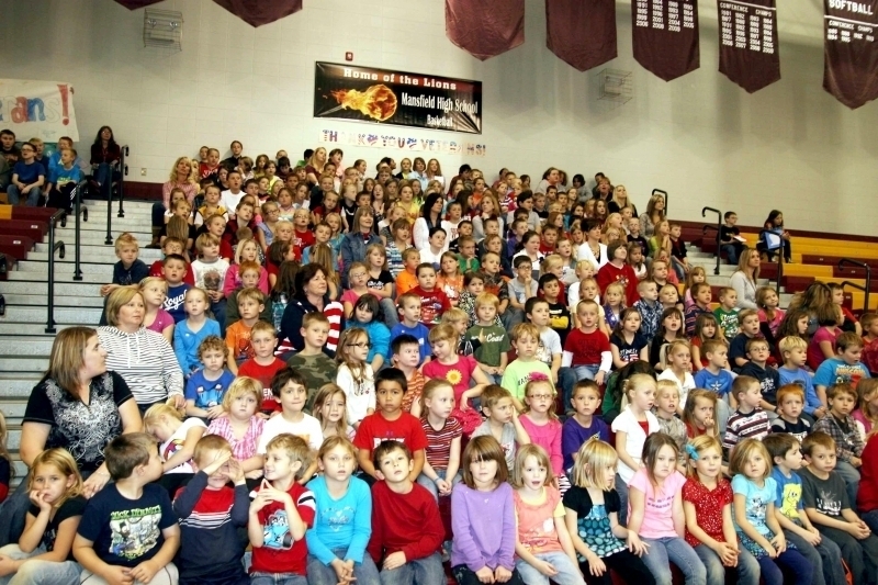 Elementary school assembly highlight in Grand Rapids, MI